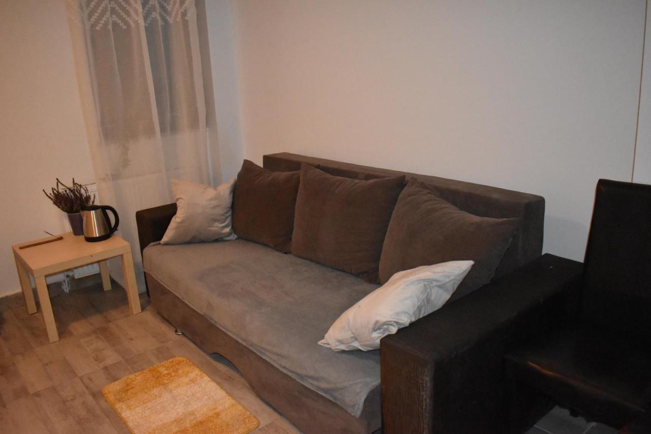 Occidental Wise Transit Hotel บูคาเรสต์ ภายนอก รูปภาพ