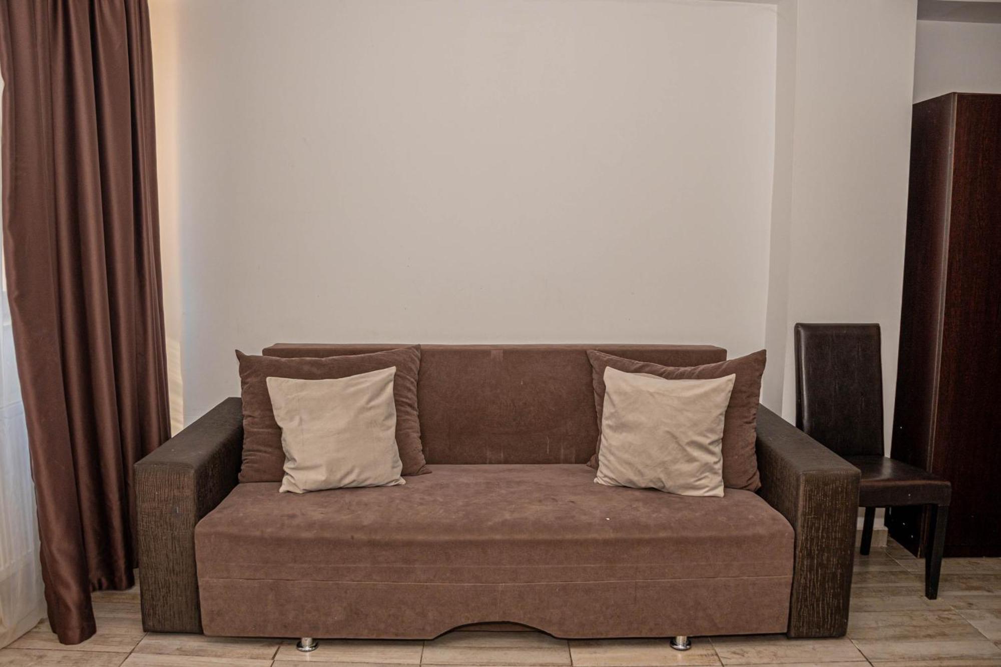 Occidental Wise Transit Hotel บูคาเรสต์ ภายนอก รูปภาพ